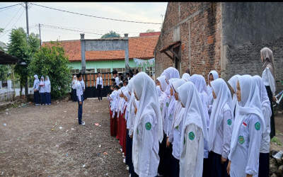 Hari Blog Internasional 31 Agustus: Membangun Budaya Literasi Digital yang Positif di MTs Ma'arif Al Hamid