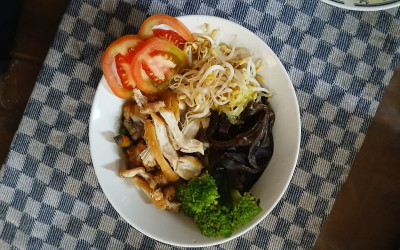 Tubuh Lemas di Minggu Kedua? Tips Nutrisi Sahur Agar Tetap Fokus Belajar di Kelas